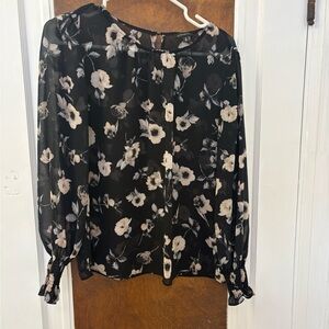 Dynamite blouse size medium